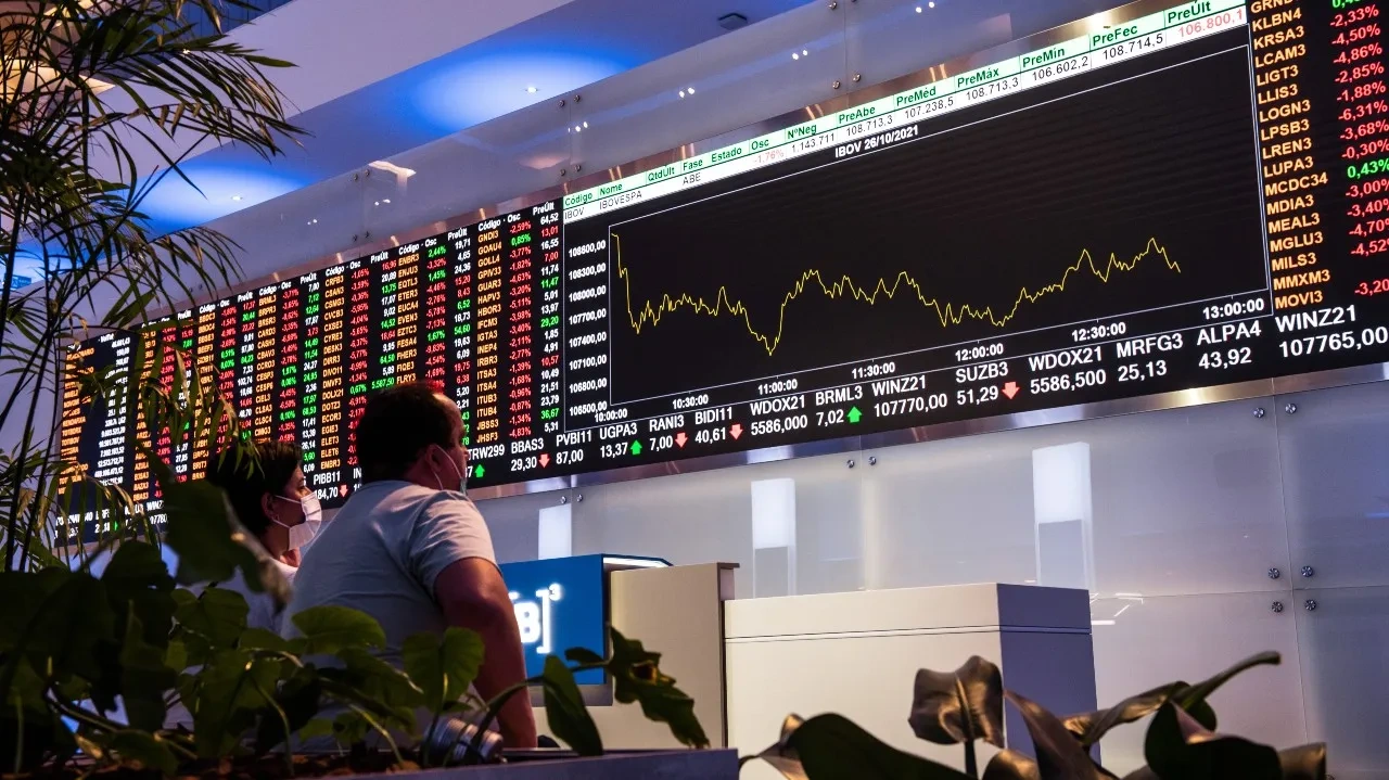 Ibovespa sobe 5% no mês, maior alta desde janeiro – outubro começa com grande teste
