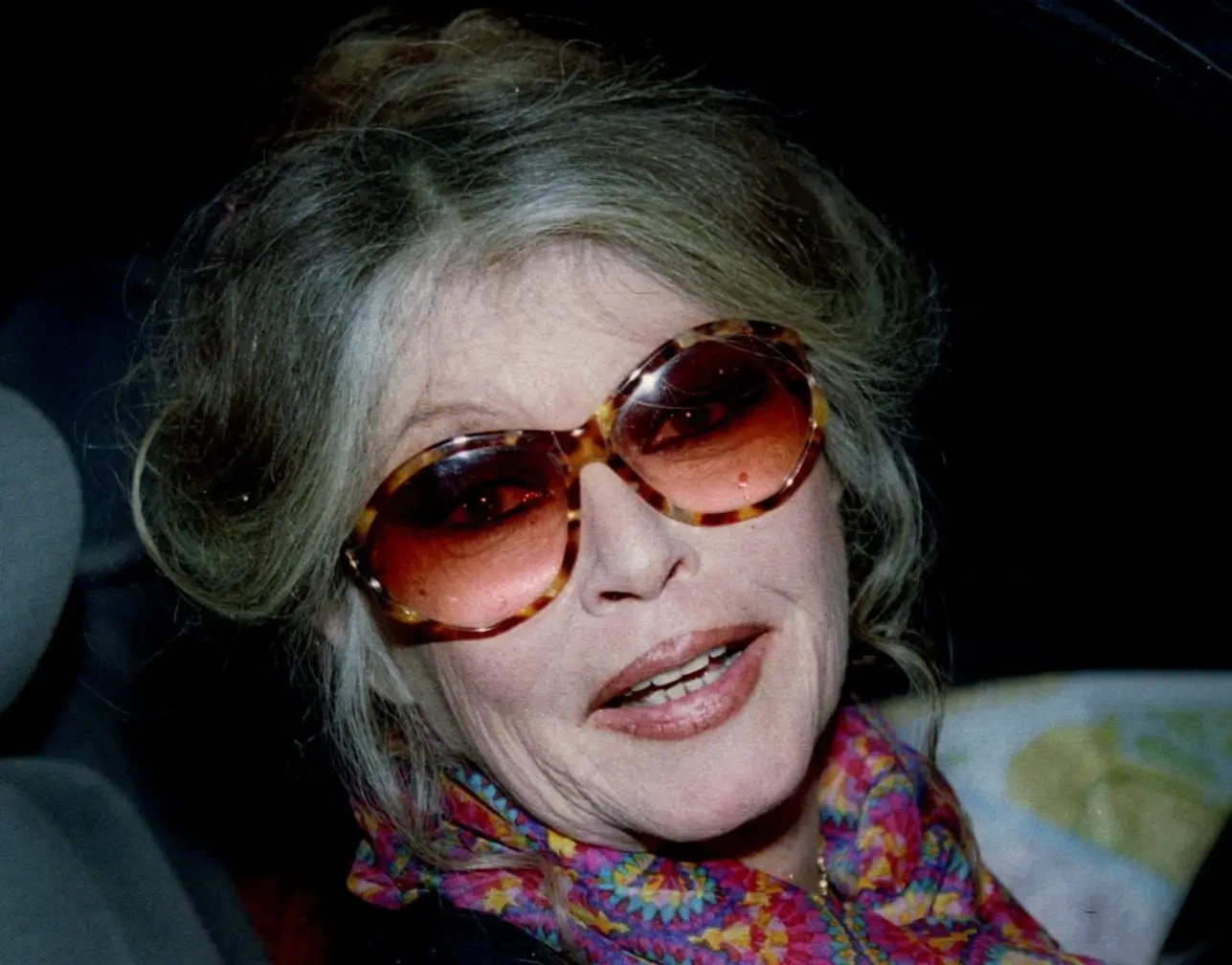 Viúvo de Brigitte Bardot pediu para ficar fora do testamento e agora se arrepende