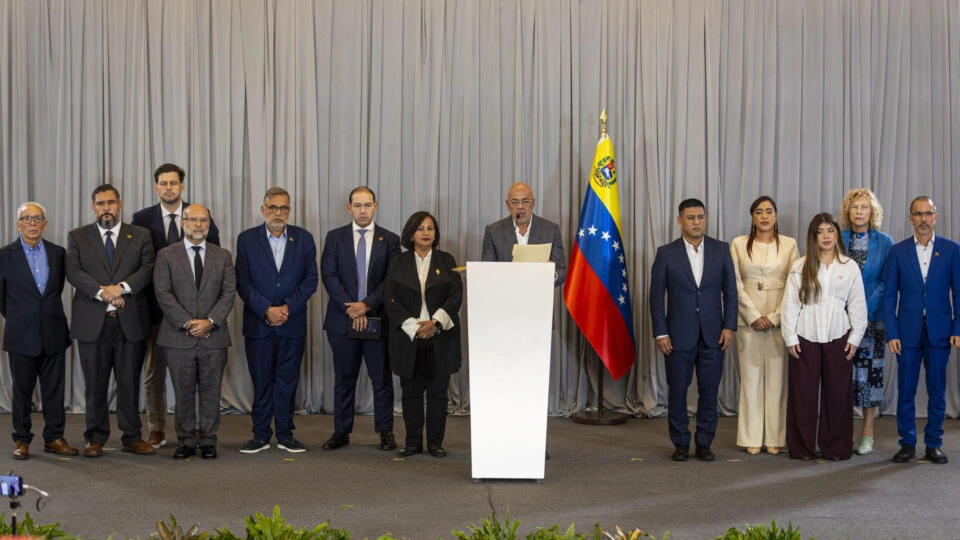 EUA articulam substituição de 32 magistrados do Supremo da Venezuela