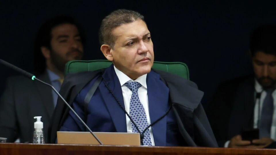 Nunes Marques defende uso de IA em campanhas, mas evita falar sobre convenção do PL