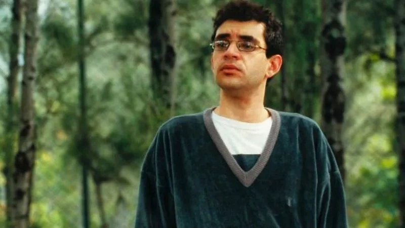 O que Renato Russo estaria fazendo hoje? Companheiros de Legião Urbana falam do amigo, 30 anos depois de sua morte