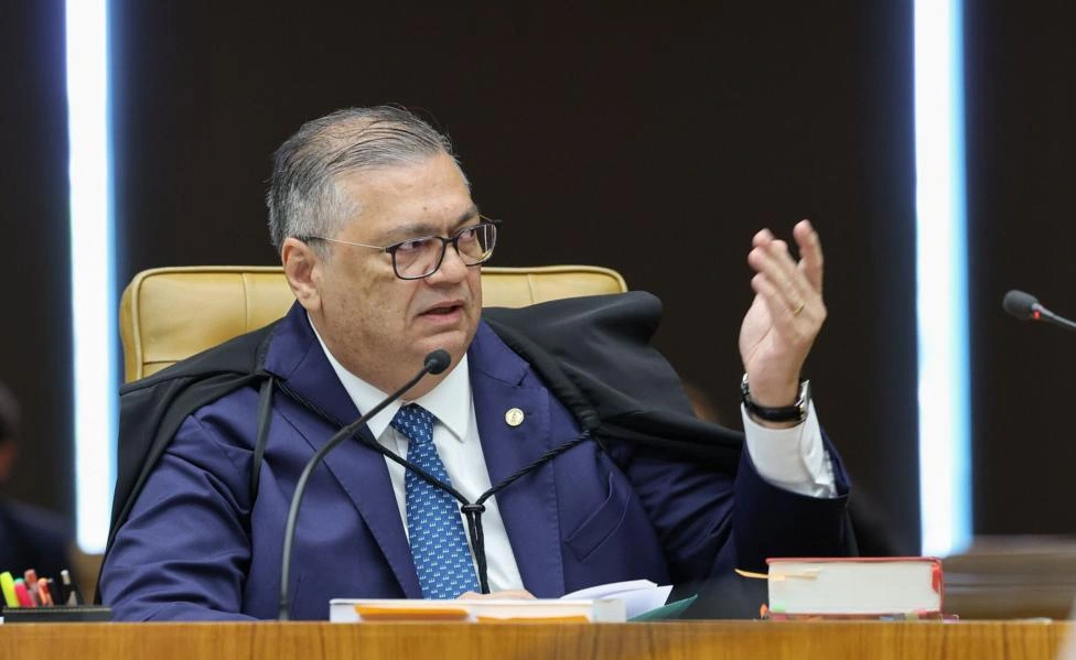 Flávio Dino: 'Há mensagens dos ministros Fux, Kassio e André. Onde vamos parar?'