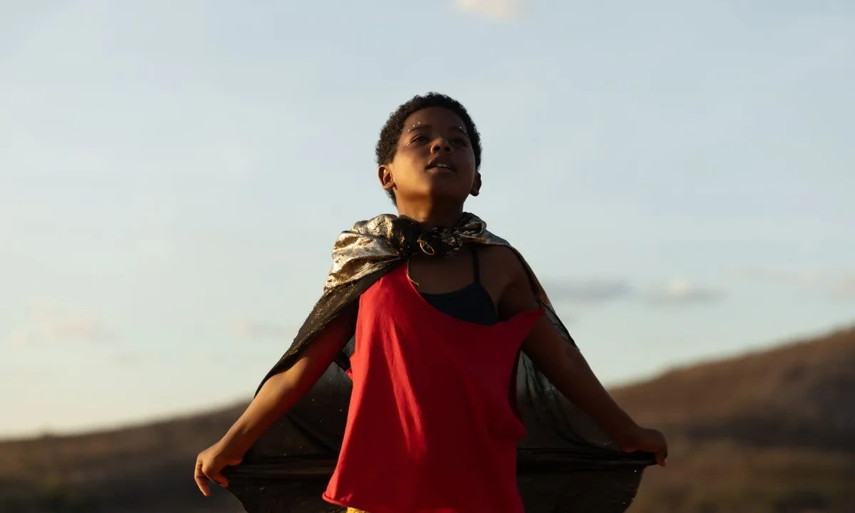 Representante do Brasil no Oscar, 'Feito Pipa' amplia imaginário do cinema com Sertão colorido, analisa roteirista