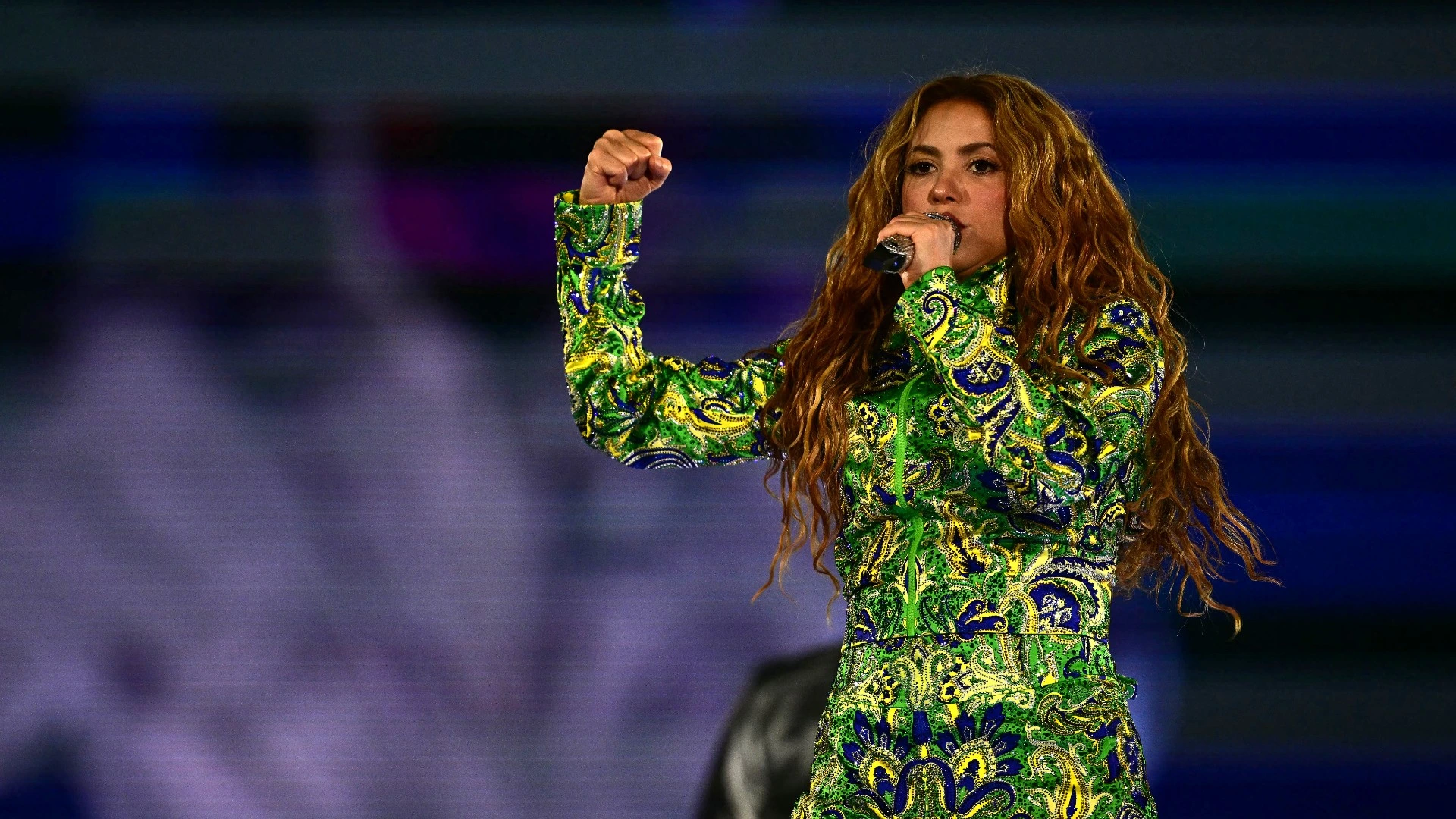 Shakira e outros famosos colombianos prestam solidariedade após terremoto no país