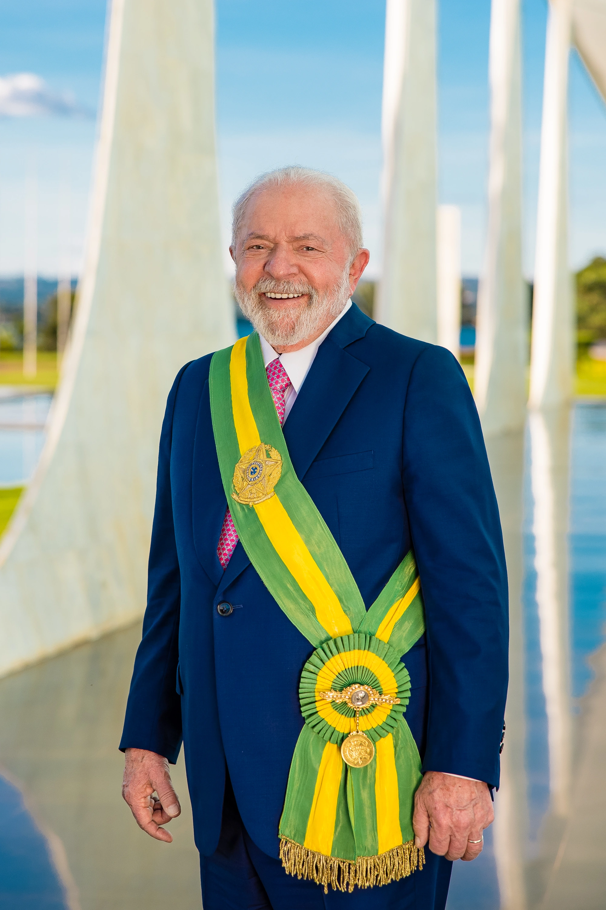 Show do BTS em SP mostra força coletiva do grupo e tem gritos a favor de Lula e contra Flávio