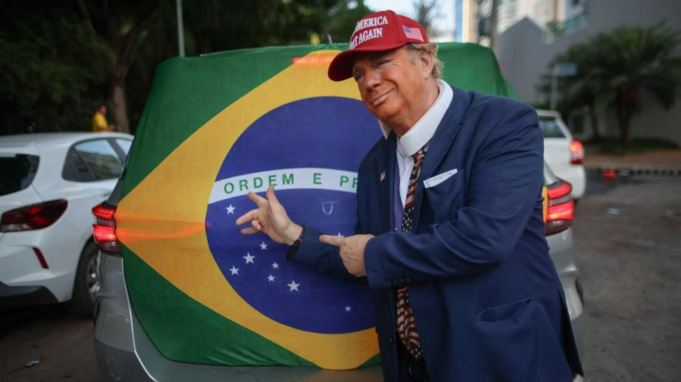 Brasil pode ser próximo em 'onda MAGA' e última chance de Lula 'gigante da esquerda': como a imprensa internacional vê a eleição
