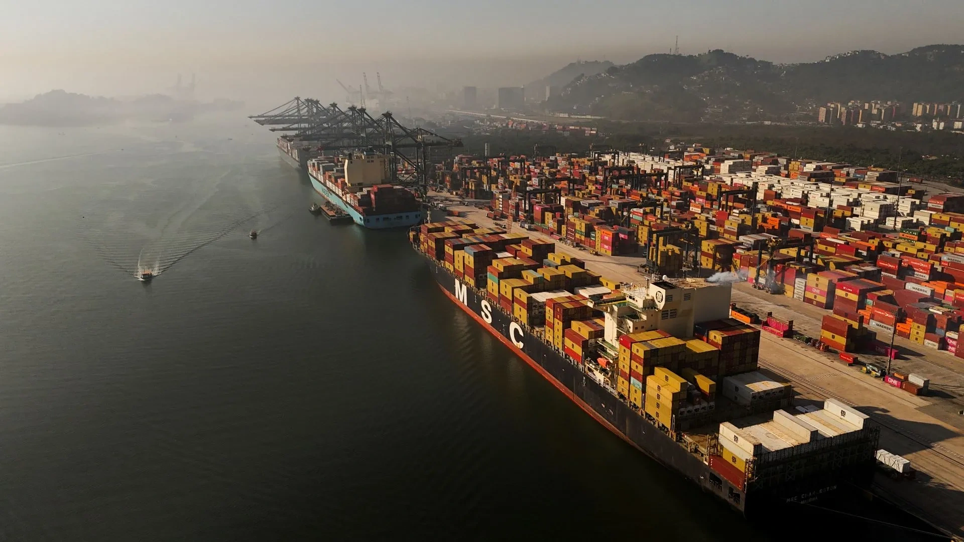 Exportações brasileiras para UE sobem 60,1% em setembro; vendas para Argentina caem
