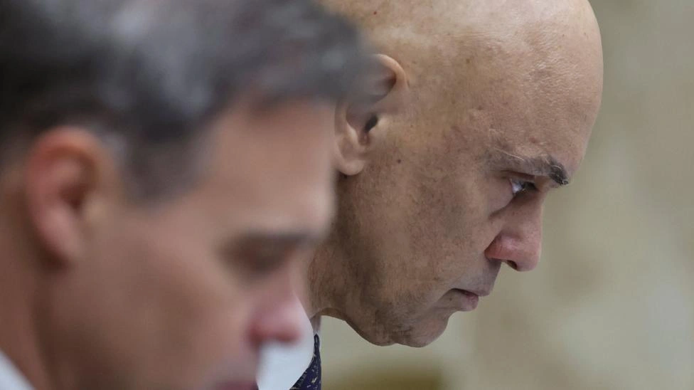 Crise entre Moraes e Mendonça põe legitimidade do STF em risco em meio a eleição acirrada, diz cientista política
